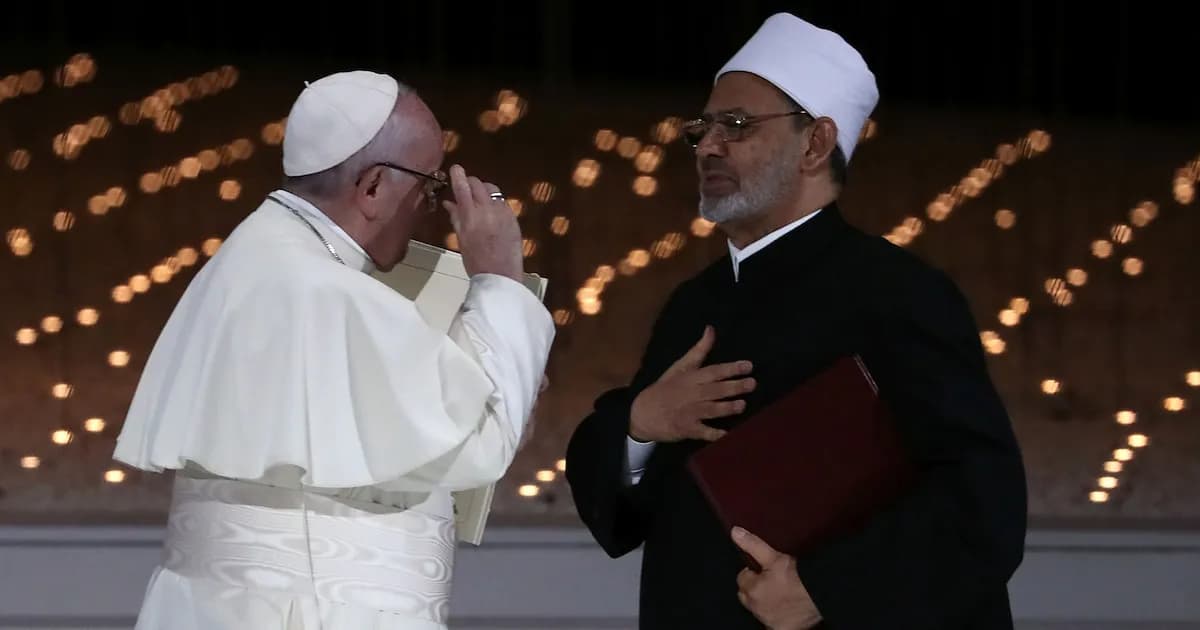 El Papa Francisco aboga por la paz y critica la guerra en un contexto de intereses petroleros