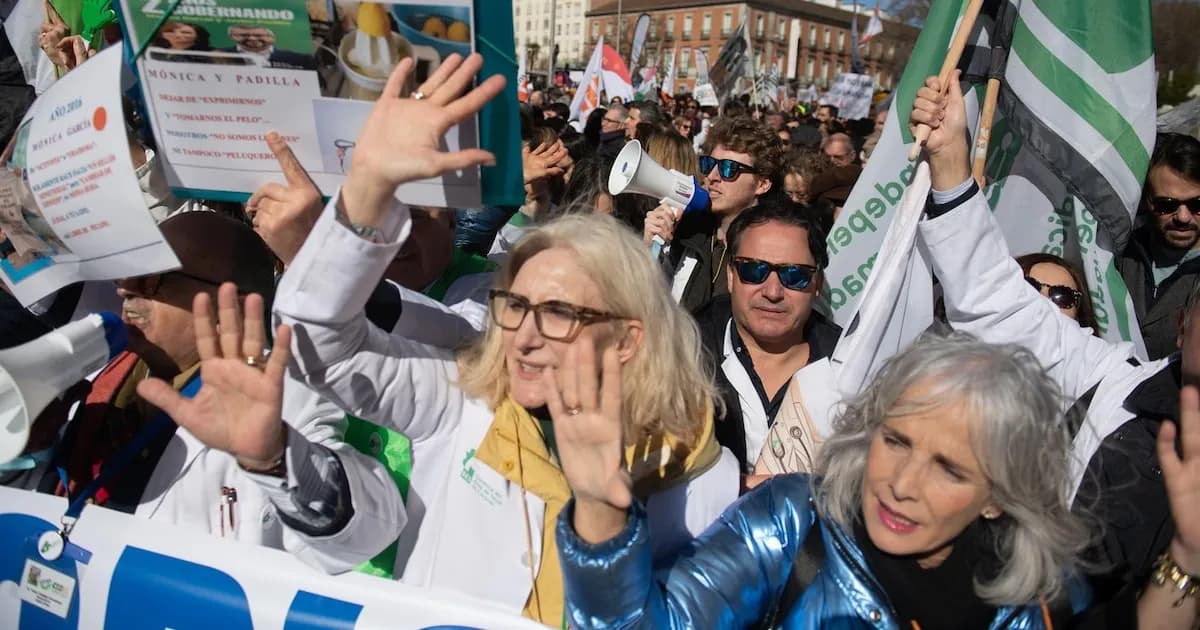 El PP impulsa medidas en el Congreso para mejorar las condiciones de los médicos