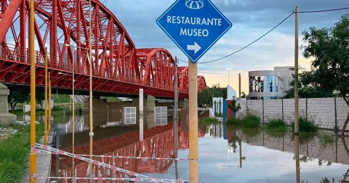 Crecida del río Dulce genera preocupación en Santiago del Estero mientras Tucumán observa descenso del agua
