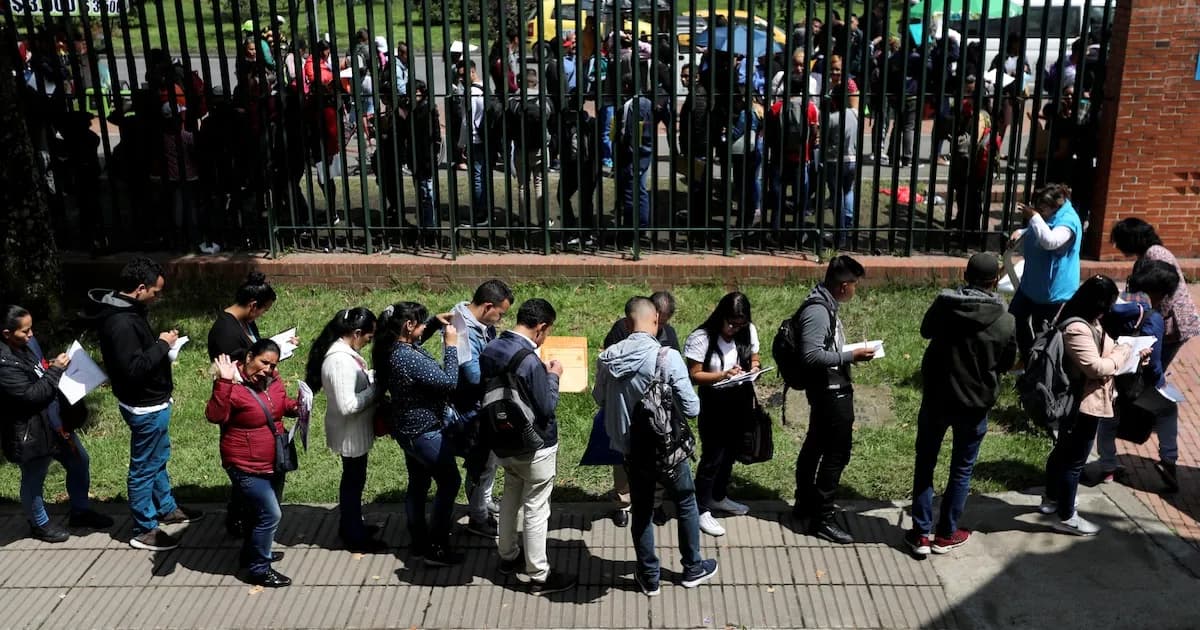 Más de la mitad de los colombianos trabaja en la informalidad, según Dane