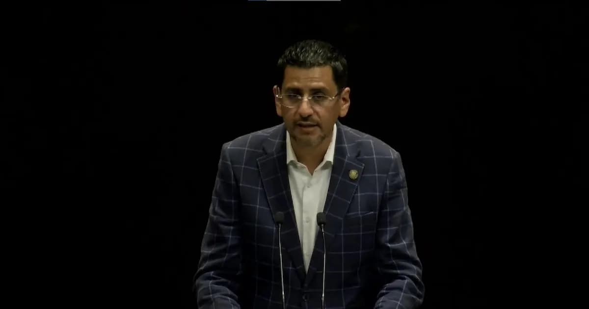 Diputado mexicano destina su salario a la ayuda humanitaria para Cuba