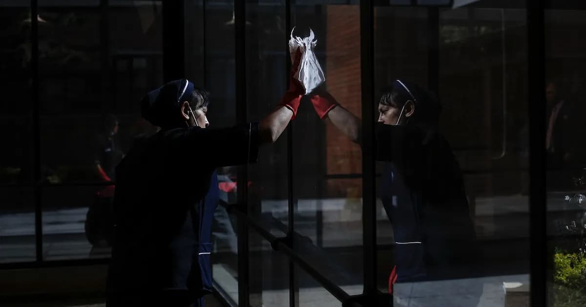 Derechos laborales para trabajadoras domésticas por días en Colombia