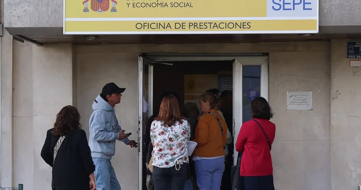 La OCU alerta sobre el colapso en la atención pública de la Seguridad Social y el SEPE