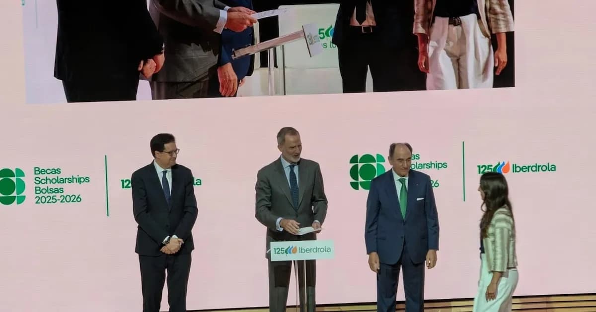 El Rey presenta las Becas Iberdrola 2025-2026 para fomentar la formación profesional