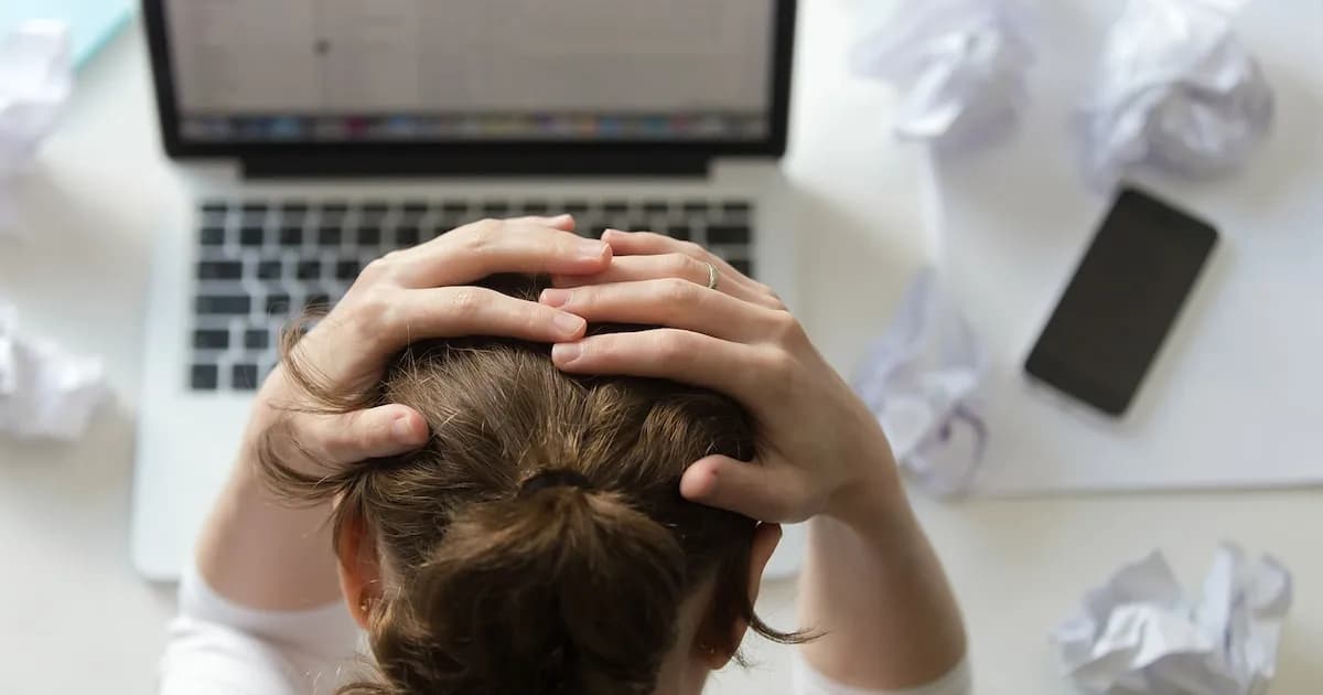 Aumento alarmante de bajas laborales por salud mental entre jóvenes en España