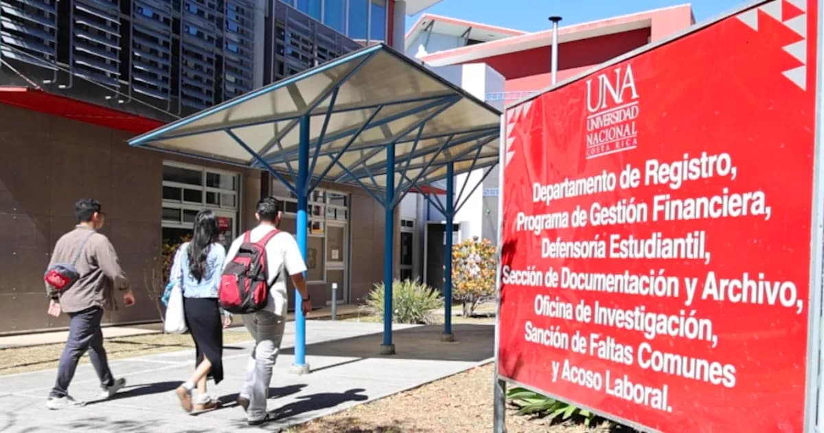 Universidad Nacional de Costa Rica apoya a estudiantes padres con subsidio mensual