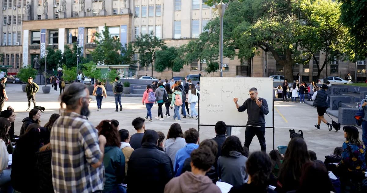 Salarios de docentes en universidades públicas: una caída alarmante en el poder adquisitivo