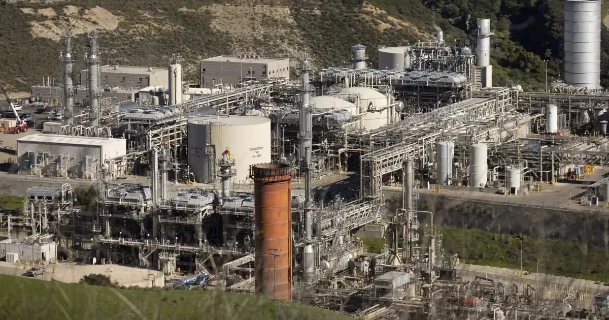 El gobierno de EE.UU. reabre el oleoducto de Santa Bárbara, desafiando a California