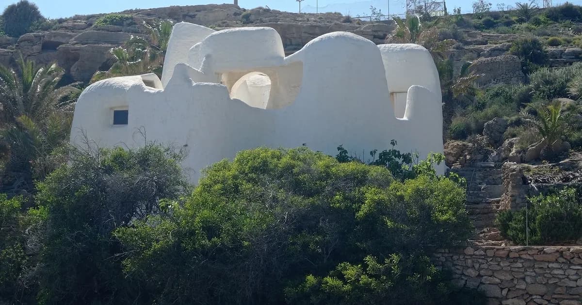 La Casa Laberinto: un ícono arquitectónico sin habitantes en Almería