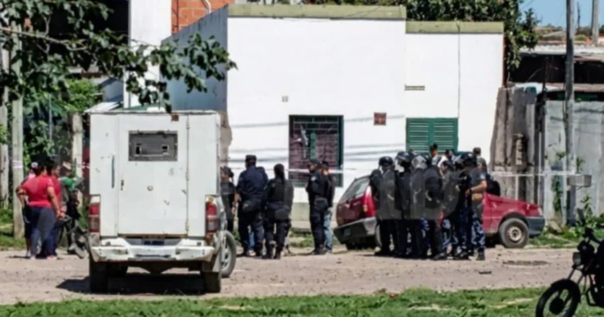 Investigan un femicidio y suicidio en Salta: hijos hallan los cuerpos