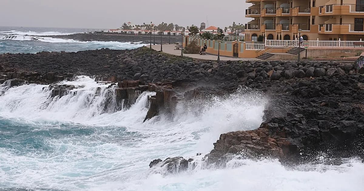 Aumento de temperaturas y alertas por oleaje en varias provincias del país
