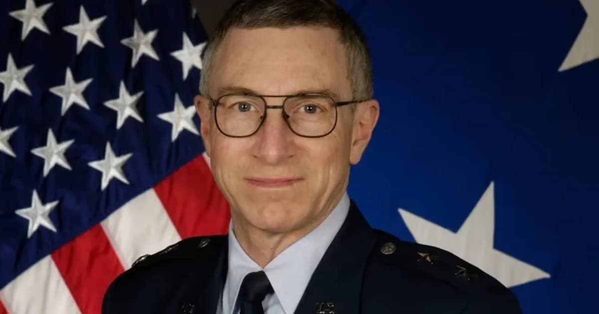 Continúa la búsqueda del general McCasland desaparecido en Nuevo México