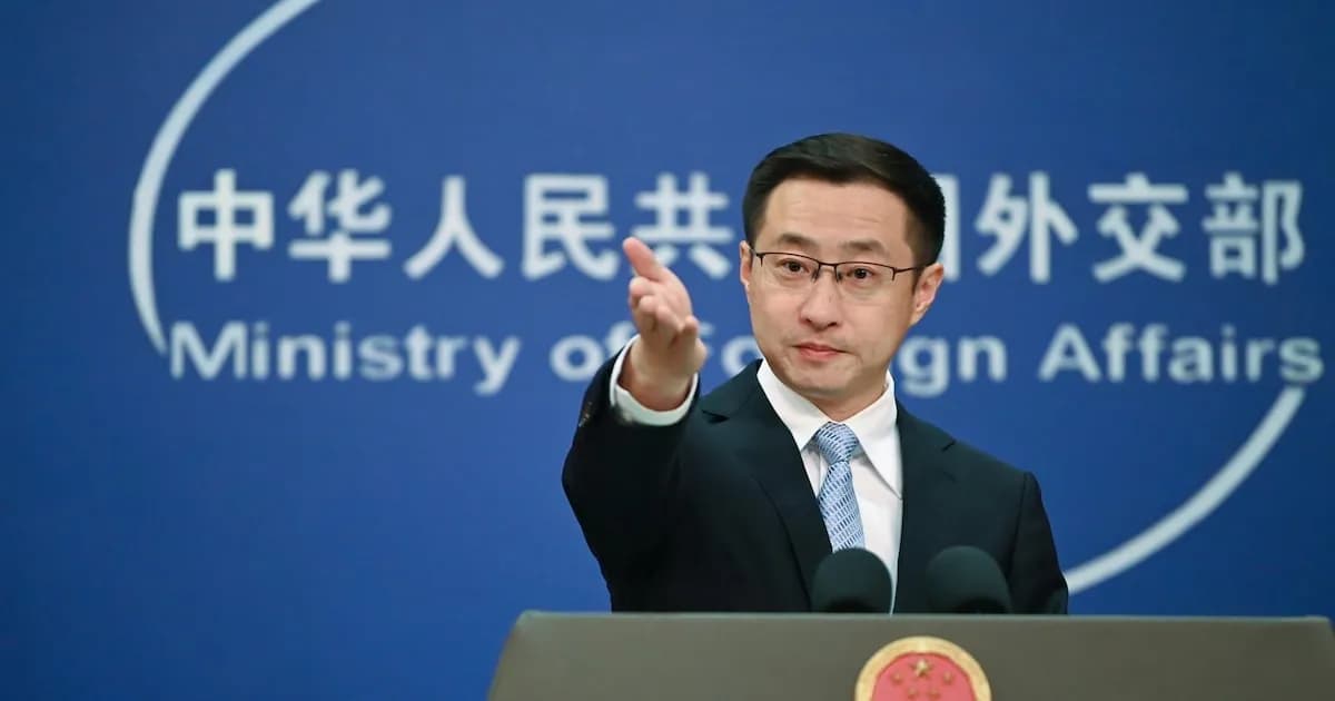 China desmiente relación entre la visita de Trump y el estrecho de Ormuz