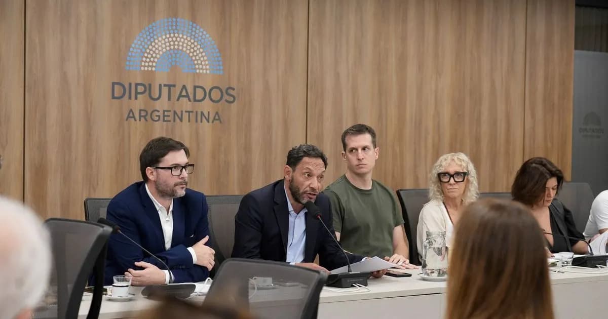 Oposición lanza nuevas estrategias tras escándalo de $LIBRA en Diputados