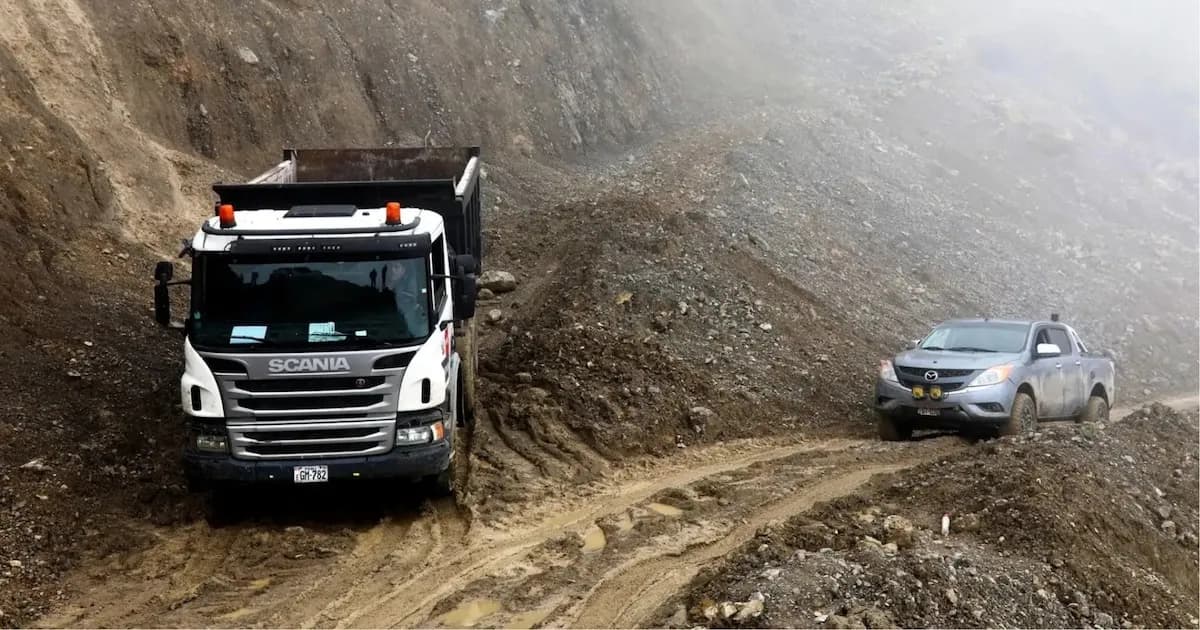 Lluvias y huaicos generan interrupciones en carreteras de varias regiones del país