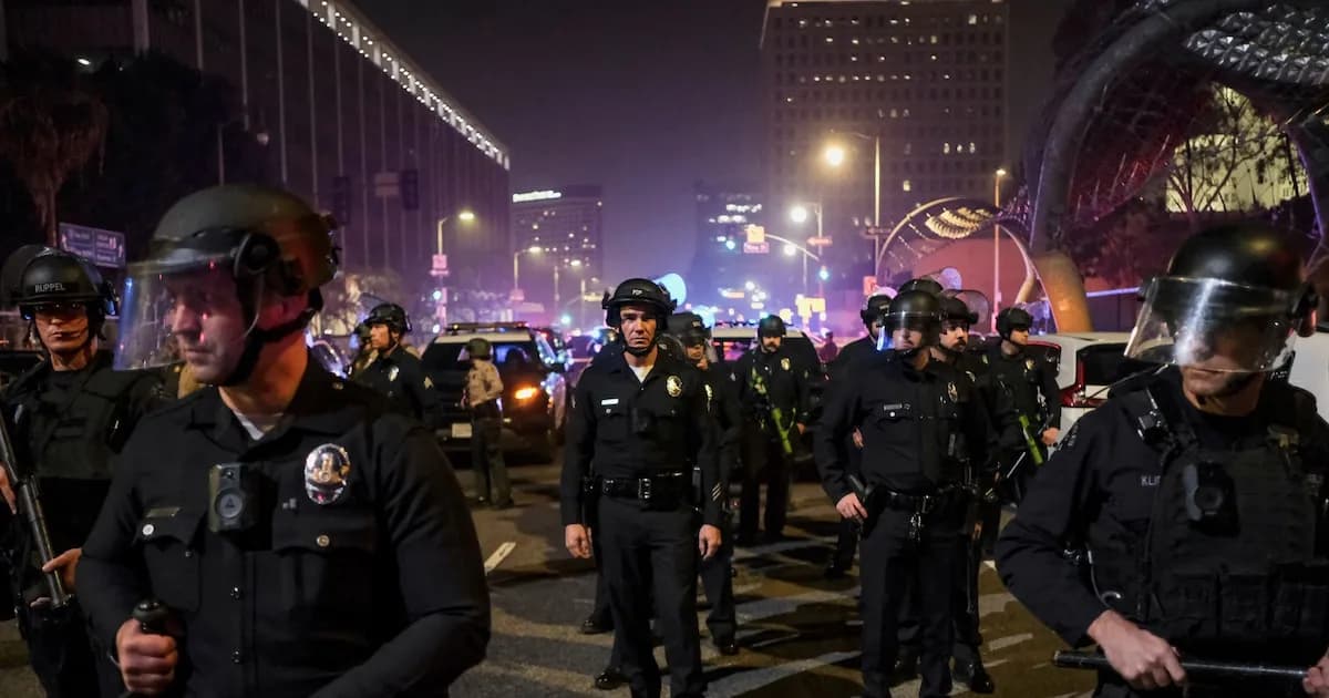 Crisis en el LAPD por denuncias de racismo y falta de disciplina en reclutamiento