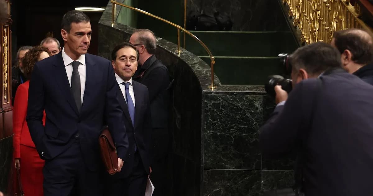 Albares respalda completamente las declaraciones del Rey sobre la conquista de América