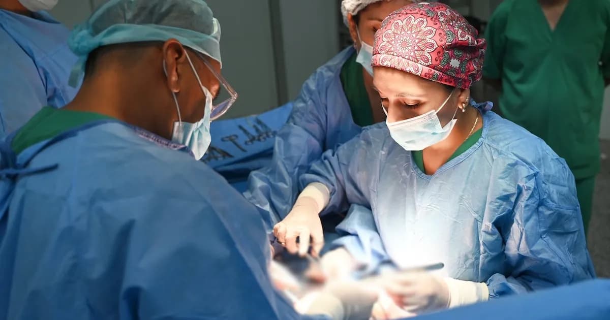 Médicos de Panamá piden garantías en la contratación de especialistas extranjeros