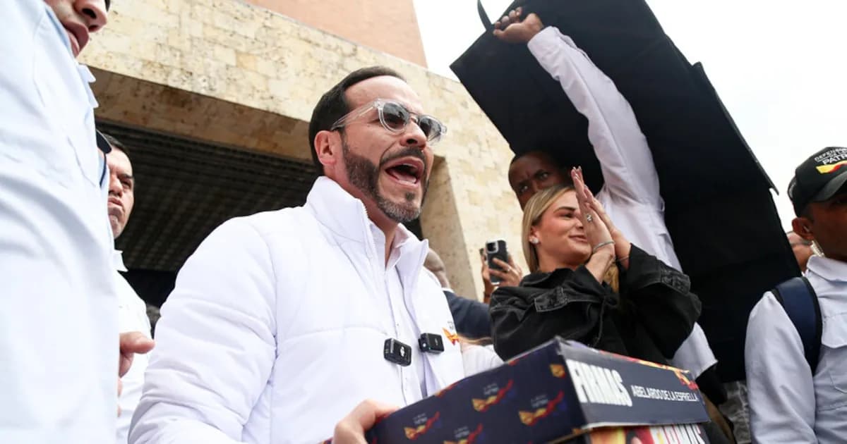 Abelardo de la Espriella rechaza apoyo de partidos tradicionales en su campaña presidencial