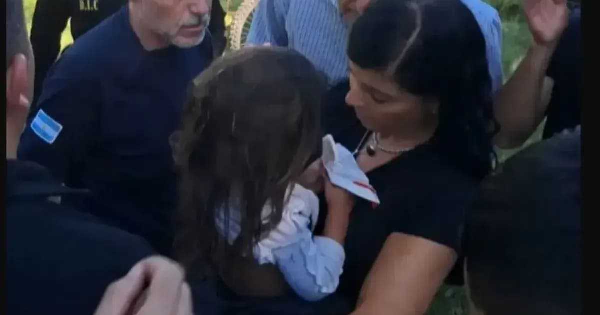Localizan sana y salva a Esmeralda, la niña desaparecida en Cosquín