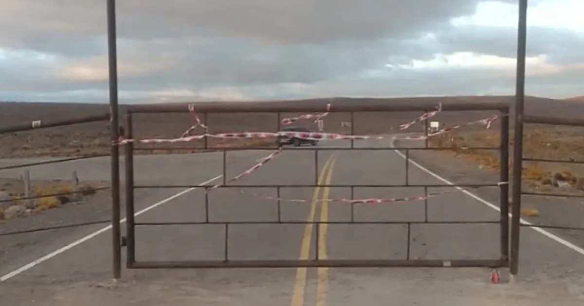 Controversia en Chubut: mujer denuncia acoso tras instalar un portal en ruta provincial