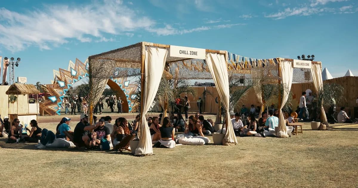 Lollapalooza: El Atardecer que Une a Multitudes en un Ritual Colectivo
