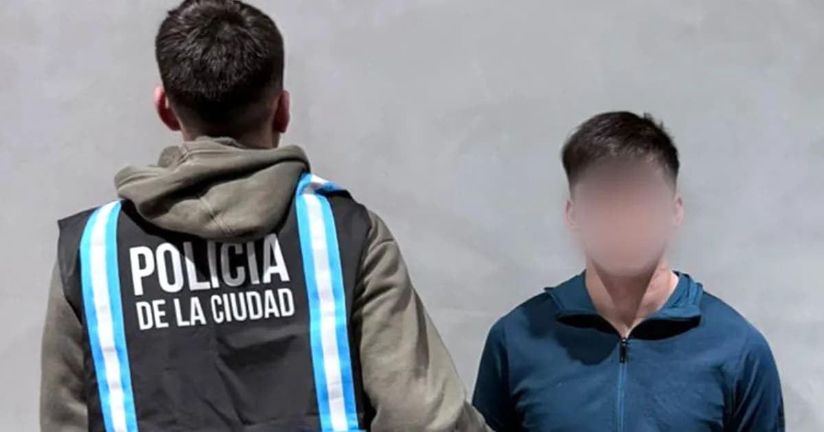 Capturan a un joven prófugo en La Boca: implicado en dos homicidios y un robo agravado