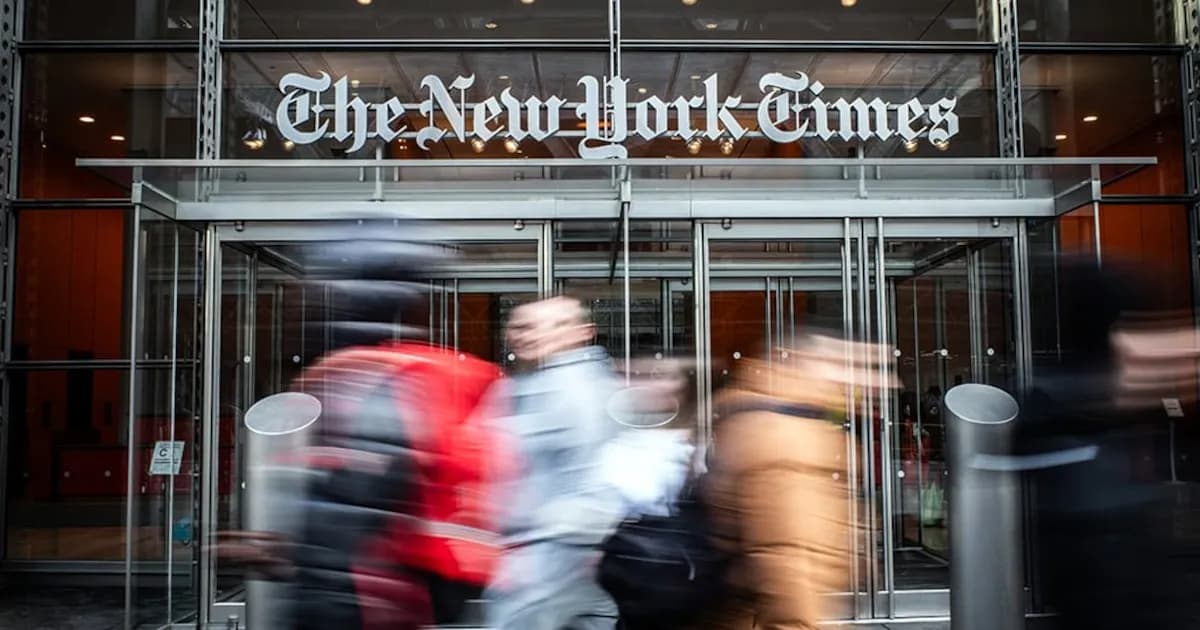 Trump amenaza con desplegar agentes de ICE en aeropuertos si no se aprueba presupuesto