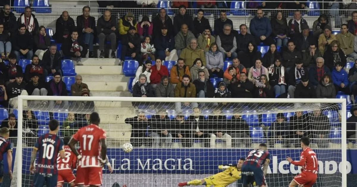 La SD Huesca reclama un uso riguroso del VAR para preservar la integridad de la competición