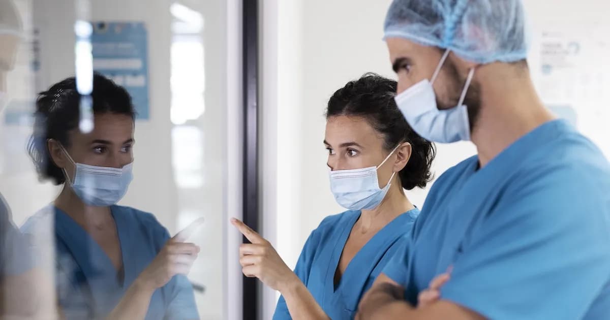 Bienestar: IMSS limita duración de guardias médicas para cuidar la salud mental, UNAM celebra medida: así será el horario laboral y de descanso