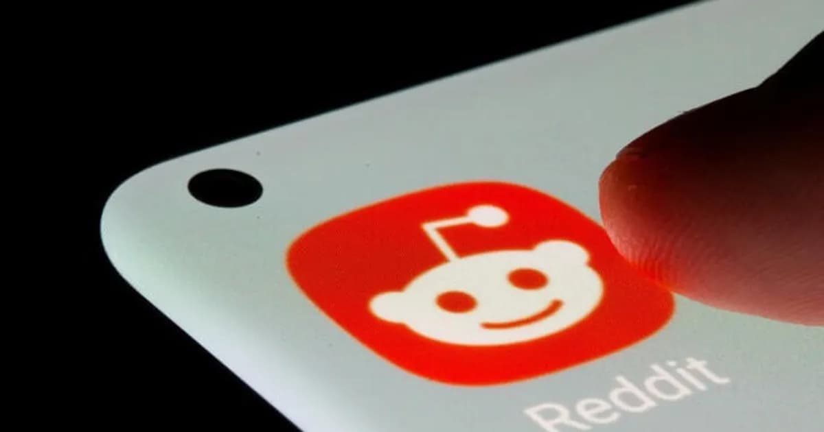 Reddit busca autenticar usuarios para frenar el avance de bots en su plataforma