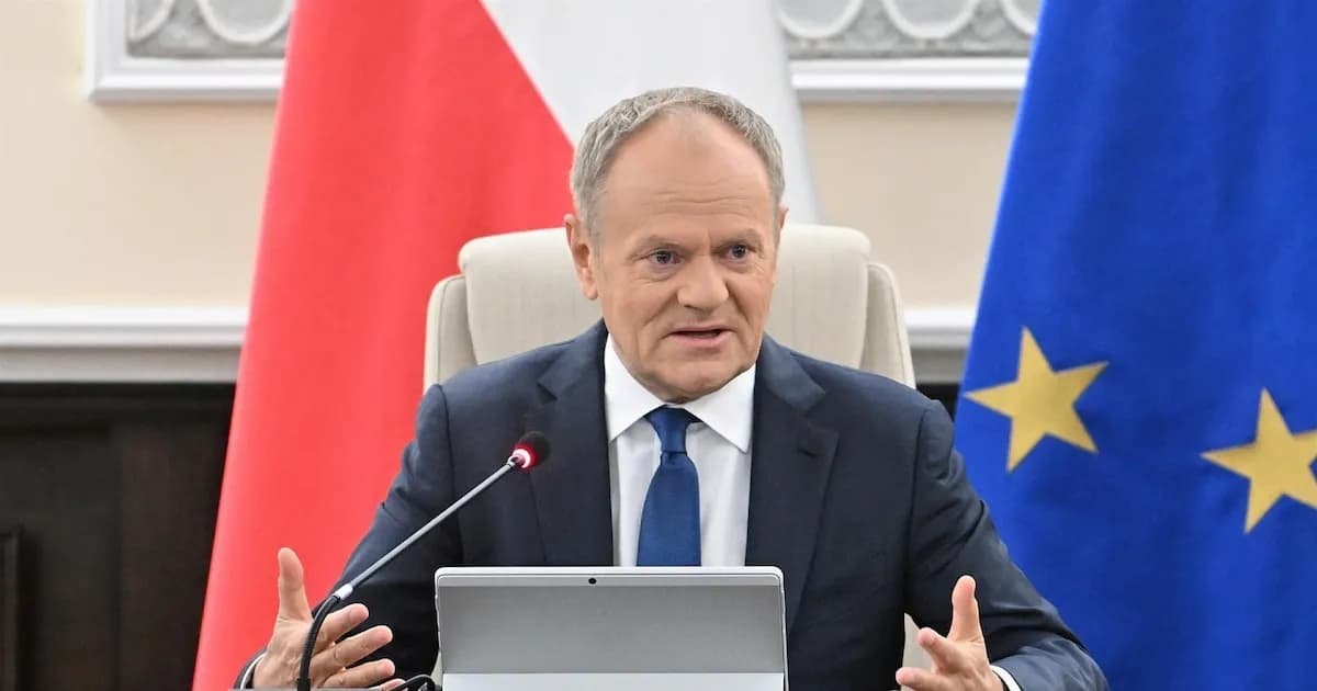 Tusk critica a Nawrocki por su visita a Orbán en un contexto tenso entre Polonia y Hungría