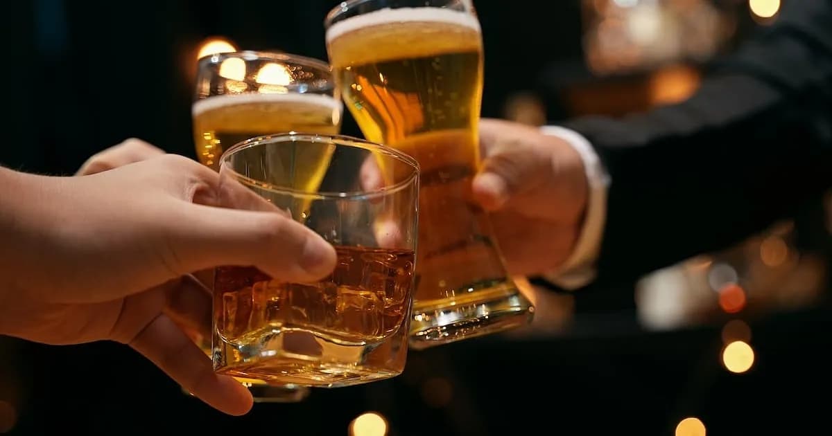 El tipo de alcohol que consumes podría afectar tu esperanza de vida