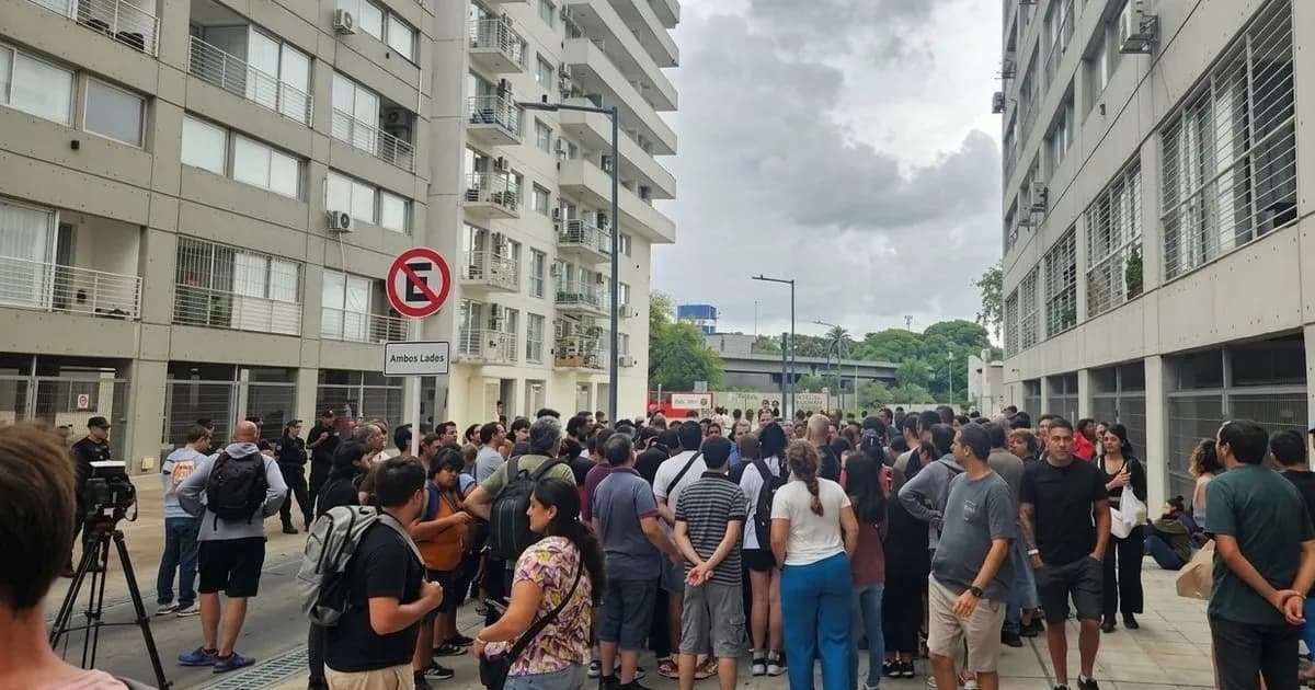 Evacuación en Estación Buenos Aires: temor por un nuevo colapso estructural