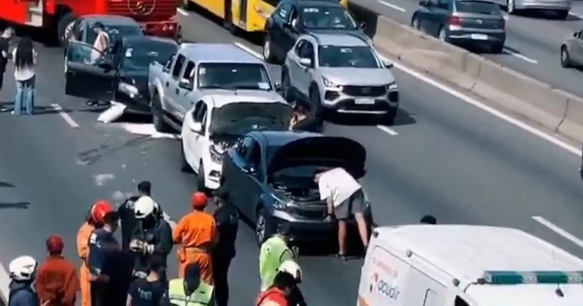 Accidente múltiple en la autopista General Paz: 12 personas afectadas en el siniestro