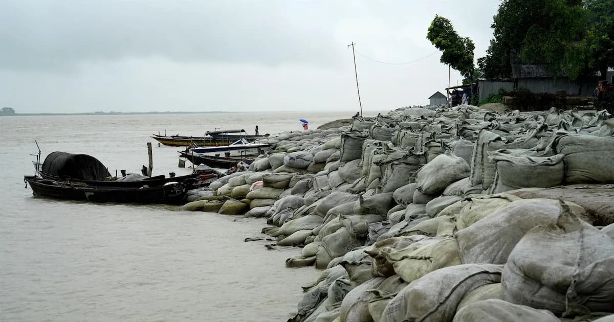 Tragedia en Bangladesh: 23 fallecidos tras el vuelco de un autobús en el río Padma