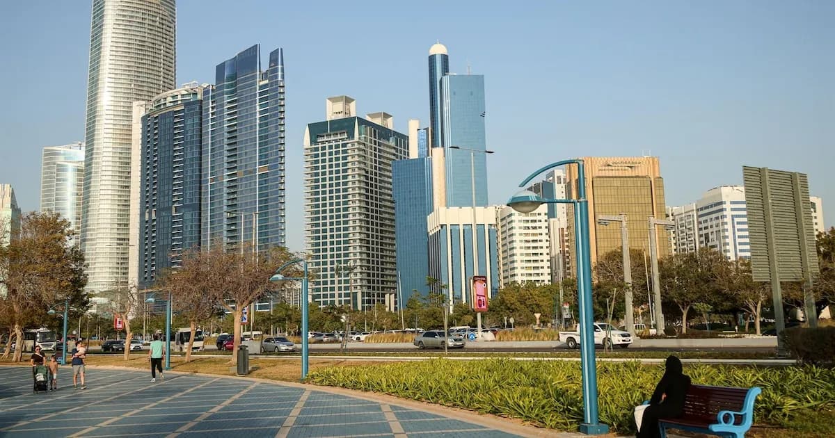 Trágico incidente en Abu Dabi: restos de misil causan dos muertes y varios heridos