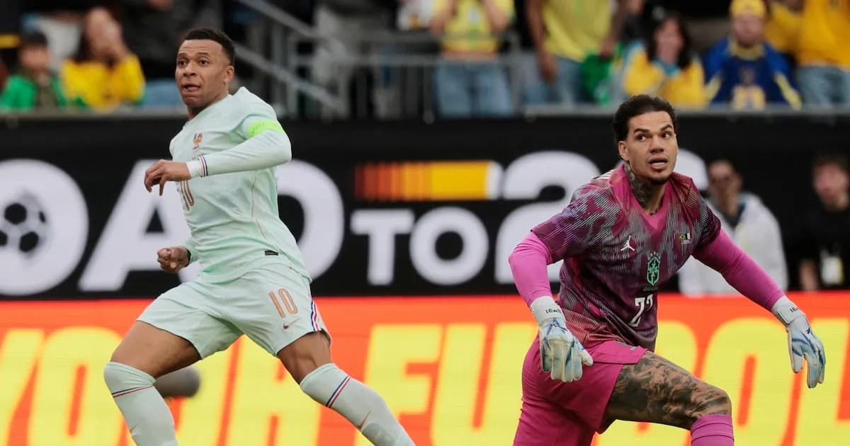 Brillante actuación de Mbappé en la victoria de Francia sobre Brasil