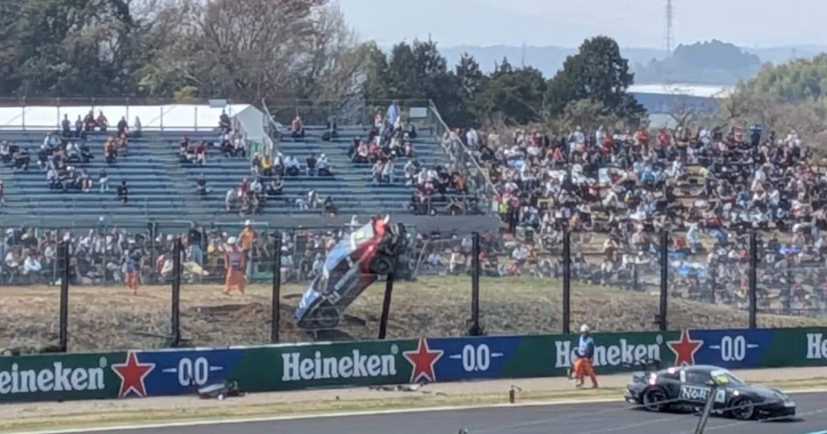 Accidente en la Porsche Carrera Cup retrasa el inicio del GP de Japón de F1