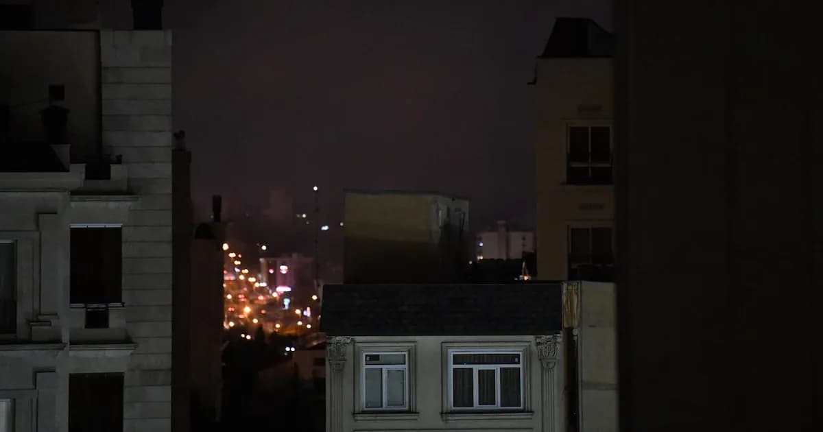 Irán restablece el suministro eléctrico tras apagón provocado por ataques a infraestructura