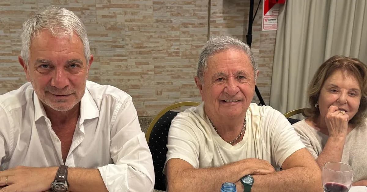 Duhalde regresa a La Plata y el peronismo impulsa una estrategia unitaria hacia 2027