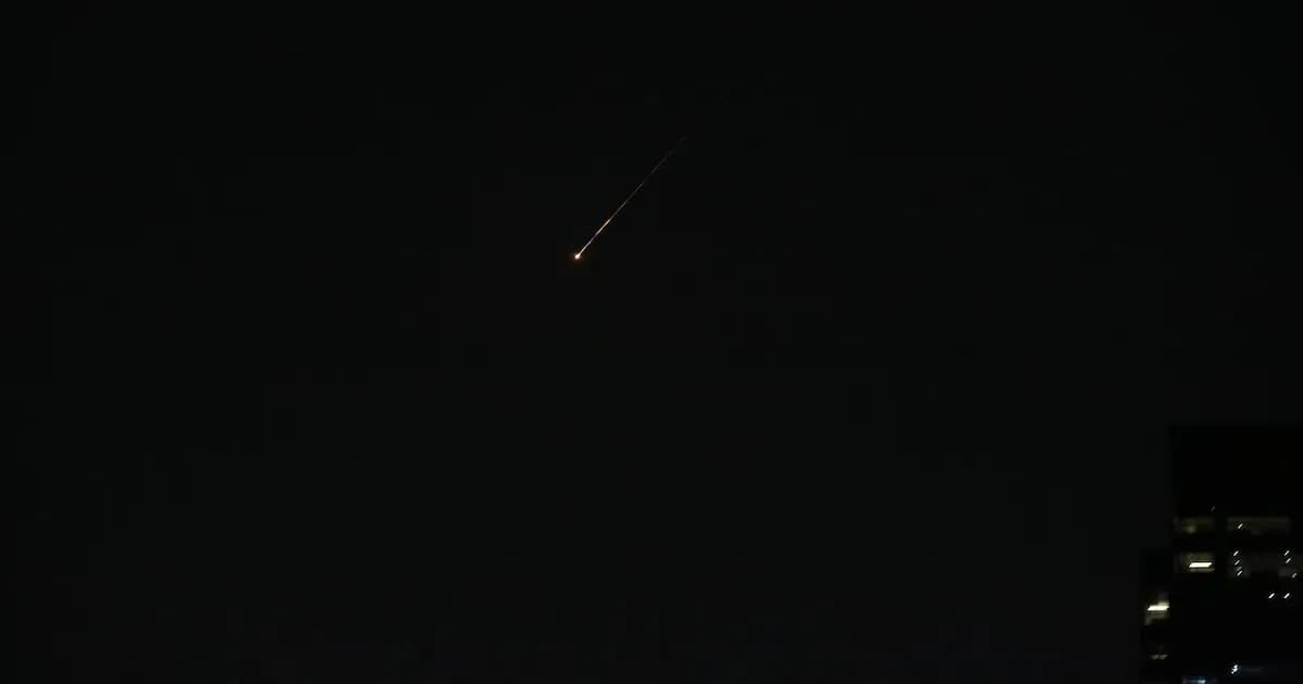 Trágico incidente en EAU: un trabajador bangladeshí muere por metralla de un dron