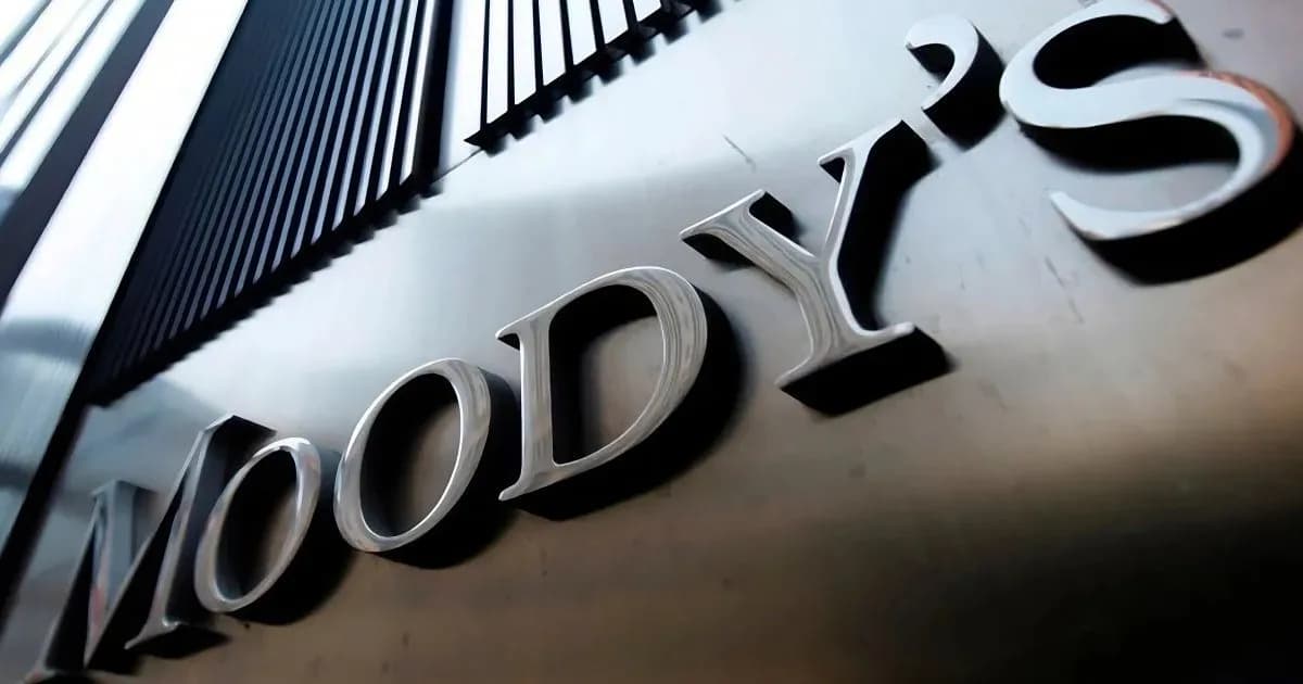 Moody's advierte sobre riesgos globales de crédito ante prolongación del conflicto en Medio Oriente