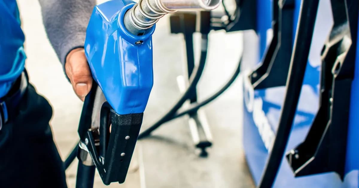 Aumento del combustible y su efecto en los salarios: Un análisis del impacto de la guerra en Medio Oriente
