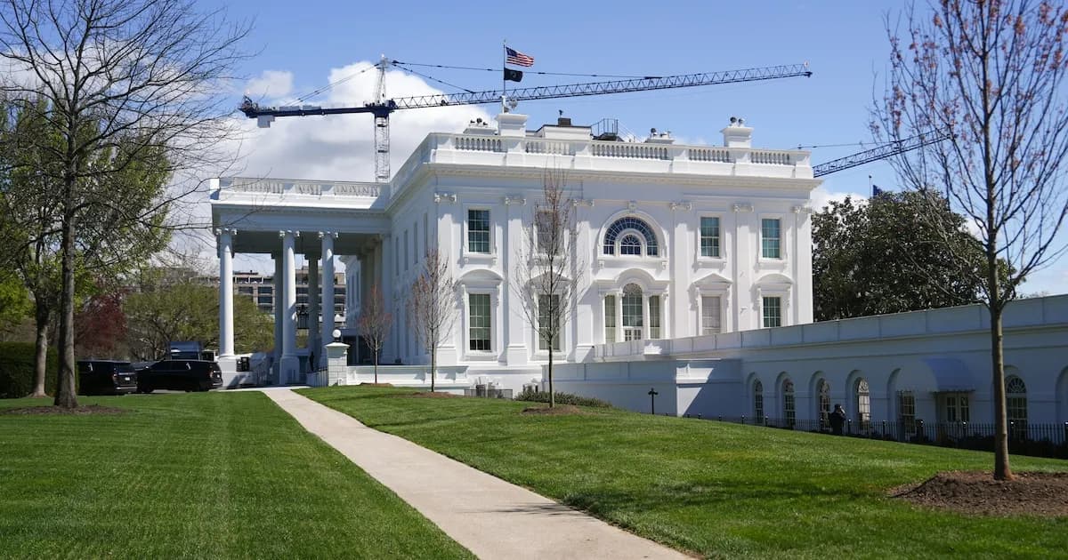 Trump obtiene luz verde para construir salón de baile en la Casa Blanca, pero la justicia frena el proyecto