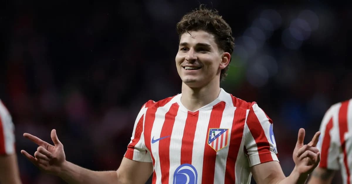 Atlético de Madrid se niega a negociar a Julián Álvarez con Barcelona