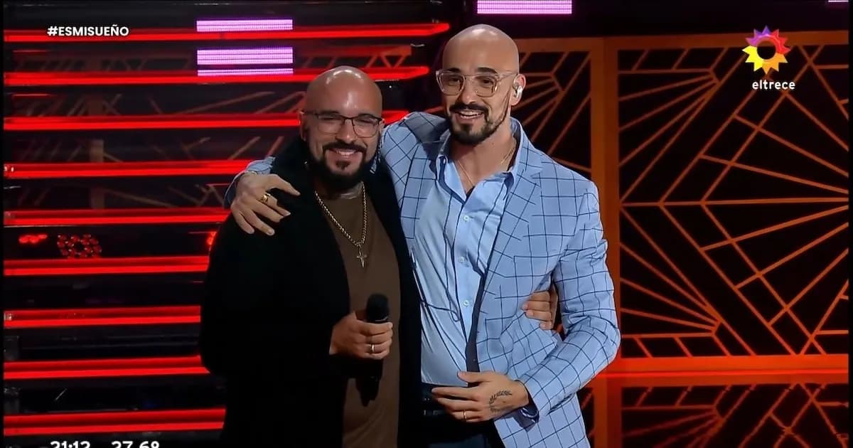 Abel Pintos se sorprende al conocer a su doble en 'Es mi sueño'