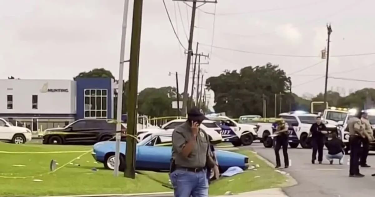 Tragedia en desfile de Año Nuevo Lao en EE. UU.: al menos 15 heridos por atropello masivo