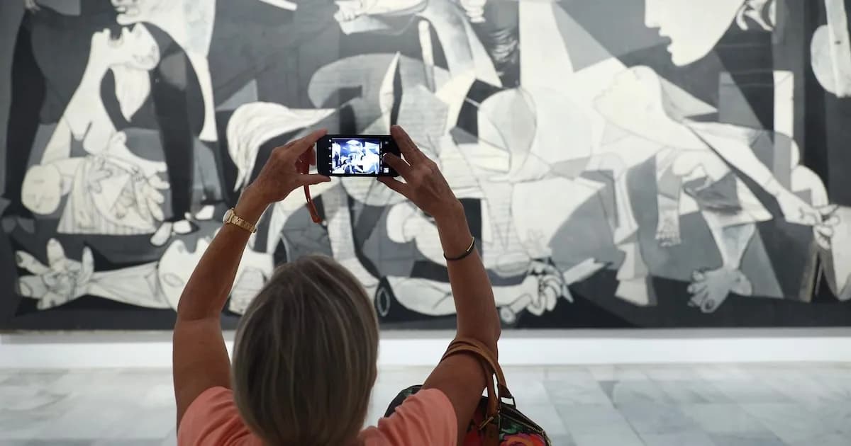 Urtasun defiende la permanencia del 'Guernica' en Madrid ante la solicitud vasca de traslado