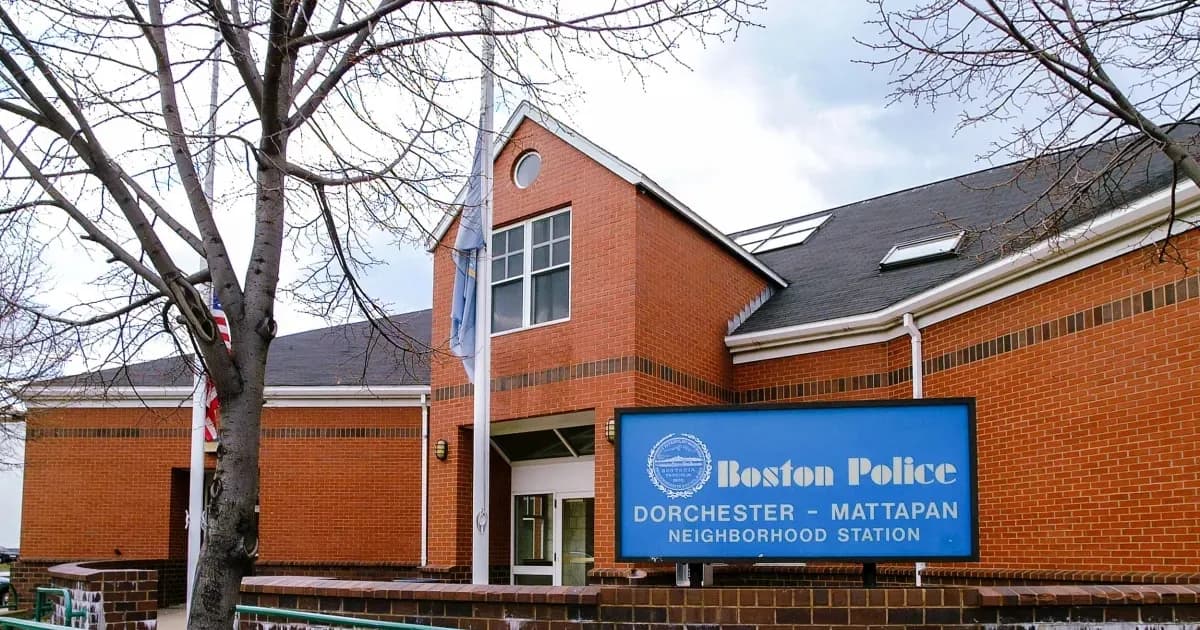 Tragedia en Boston: Un enfrentamiento armado en un operativo de salud mental deja un muerto